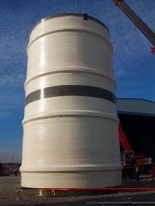 專業玻璃鋼煙霧凈化塔與煙囪解決方案——瑞川玻璃鋼